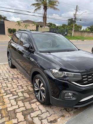 VOLKSWAGEN T-CROSS 1.0 200 TSI TOTAL FLEX COMFORTLINE AUTOMÁTICO VOLKSWAGEN T-CROSS 1.0 200 TSI TOTAL FLEX COMFORTLINE AUTOMÁTICO